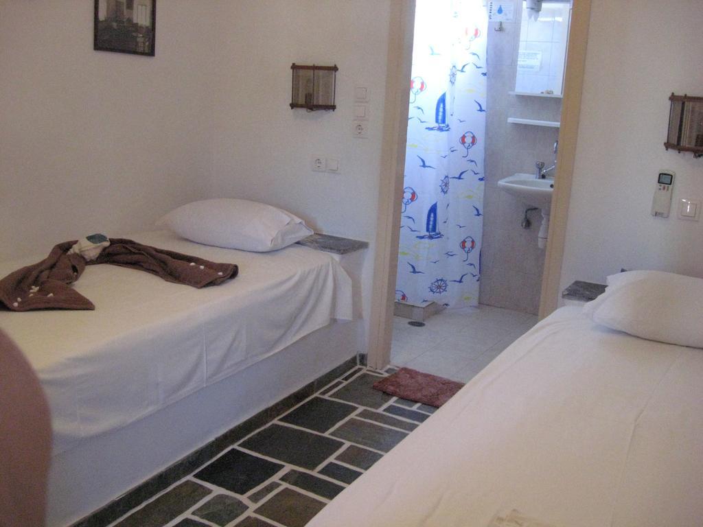 Pension Irini-Vicky Chora  Bagian luar foto